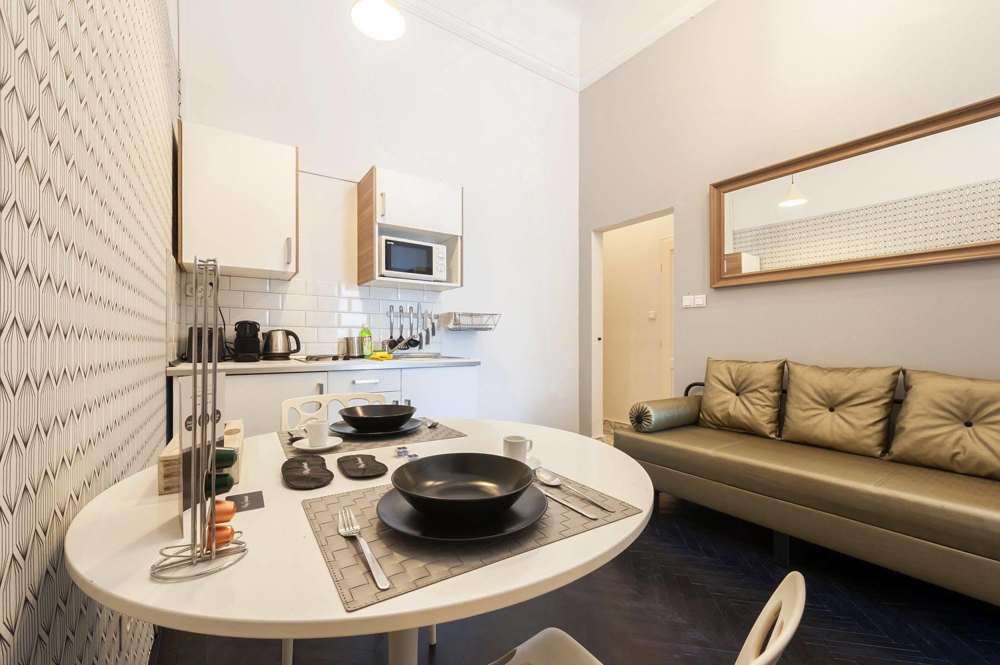 Play Apartments Budapest Exterior foto